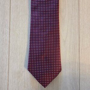 Tommy Hilfiger Mens Tie 100% Silk Maroon Burgundy Red Silver Polka Dot Dress